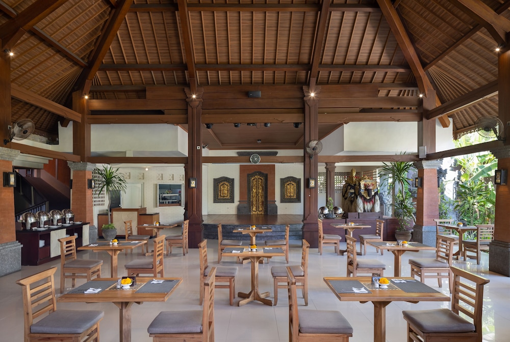 Adi Dharma Hotel Kuta 44/67