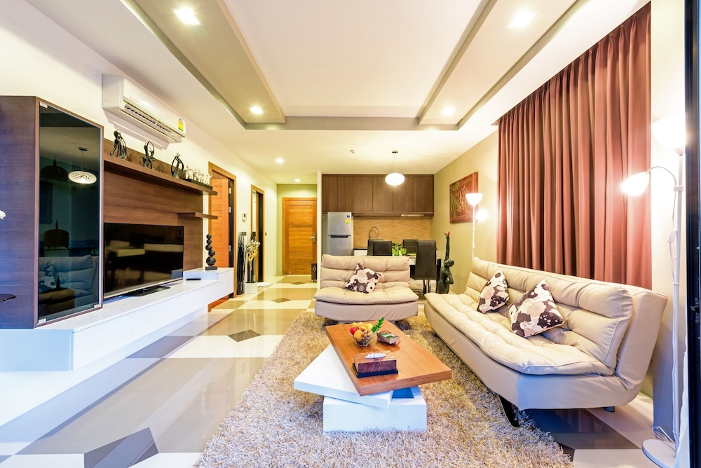 Chalong Miracle Lakeview Resort & Spa 74/100