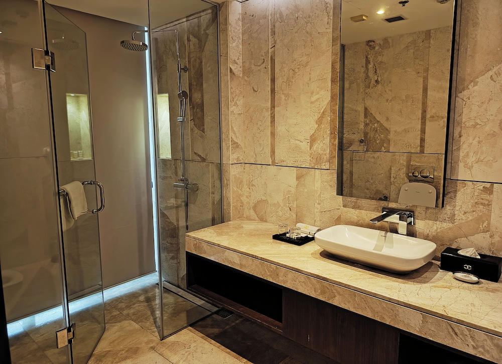 The Residence by Gulshan Club Limited 62/63