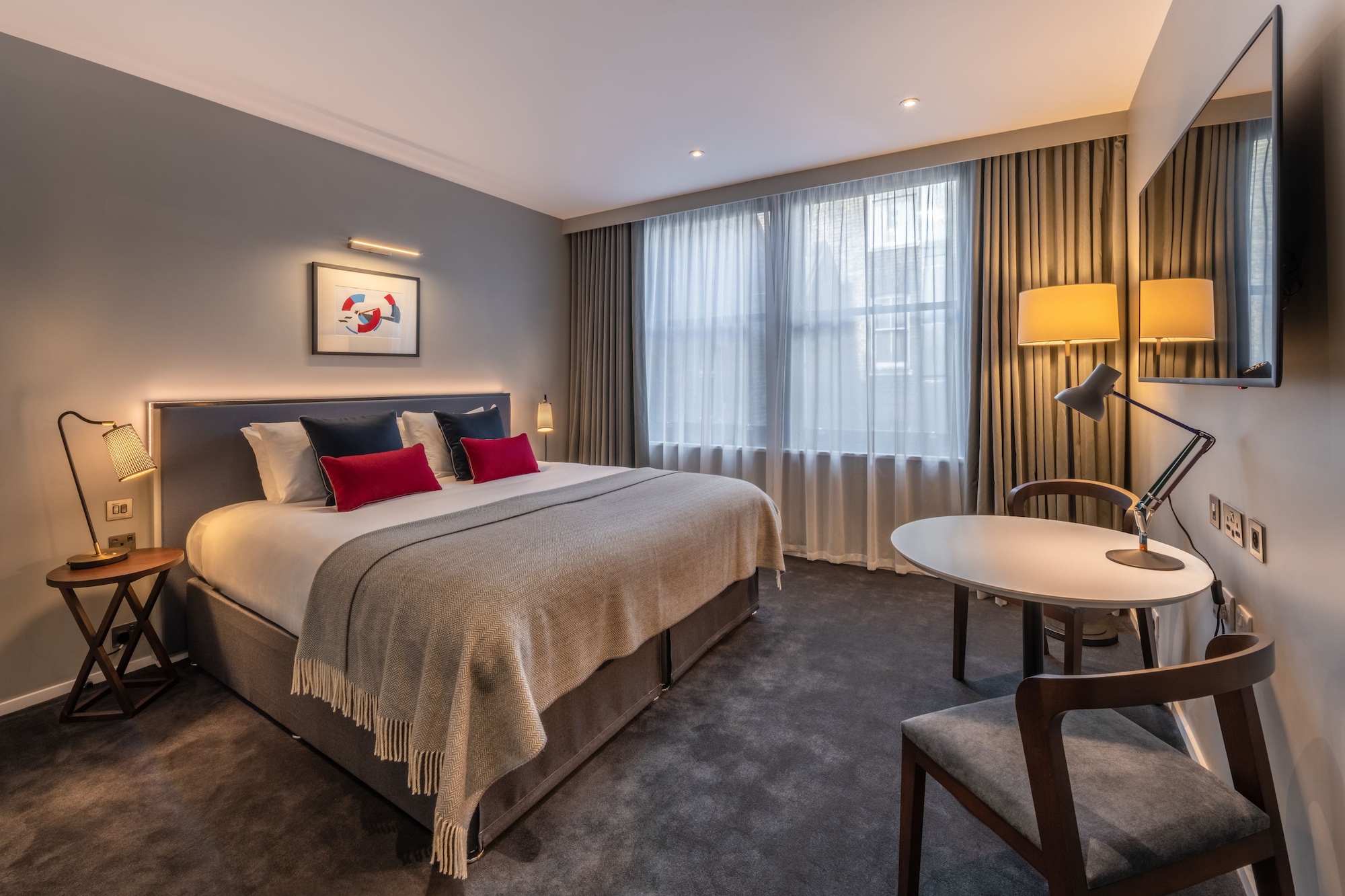 SUPERIOR, DOUBLE OR TWIN BED