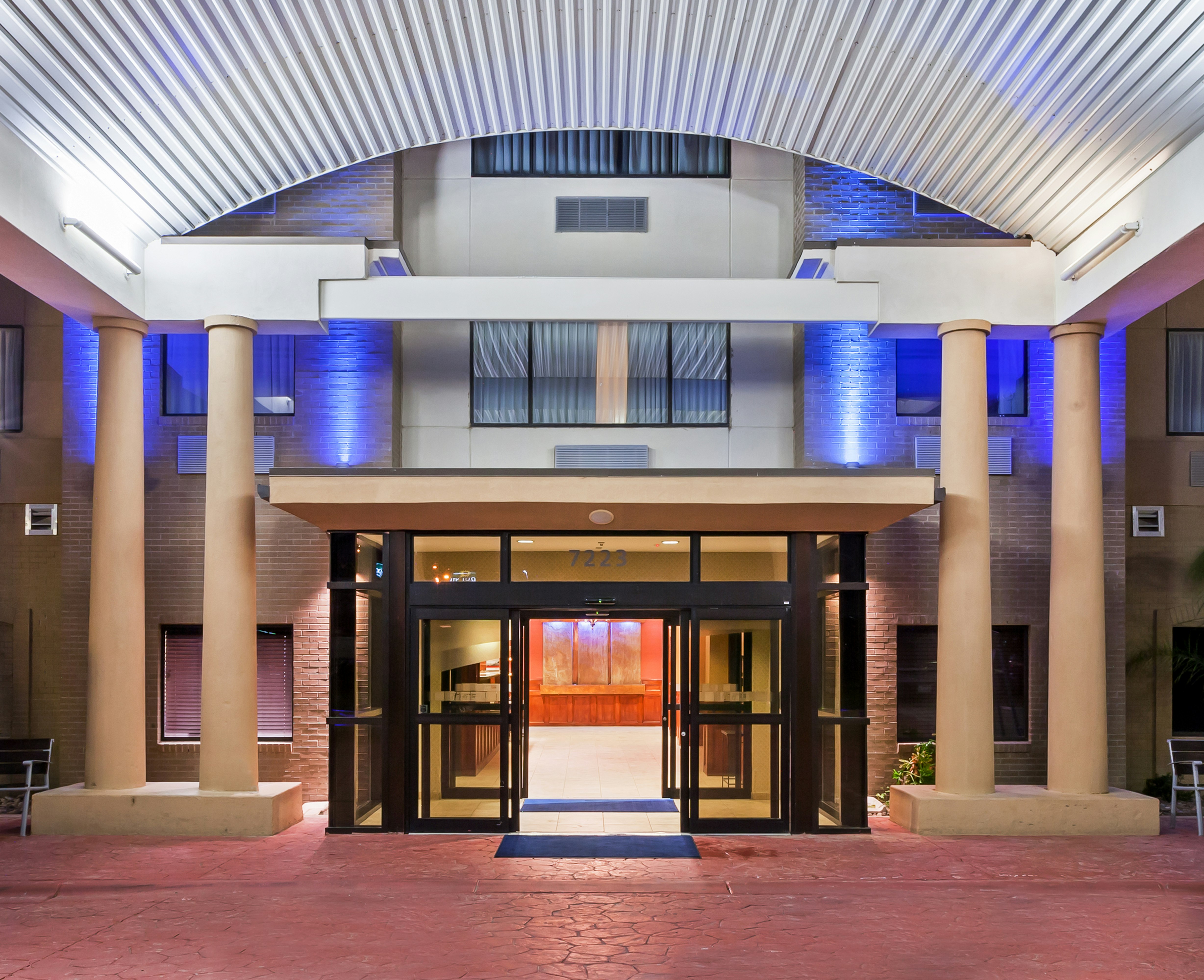 Holiday Inn Express Hotel And Suites Laredo Event Center Area 5/63