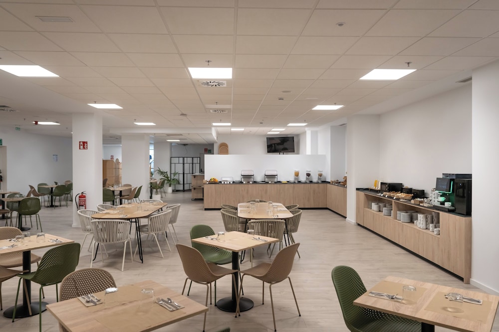 Aparthotel Libere Vitoria 50/65