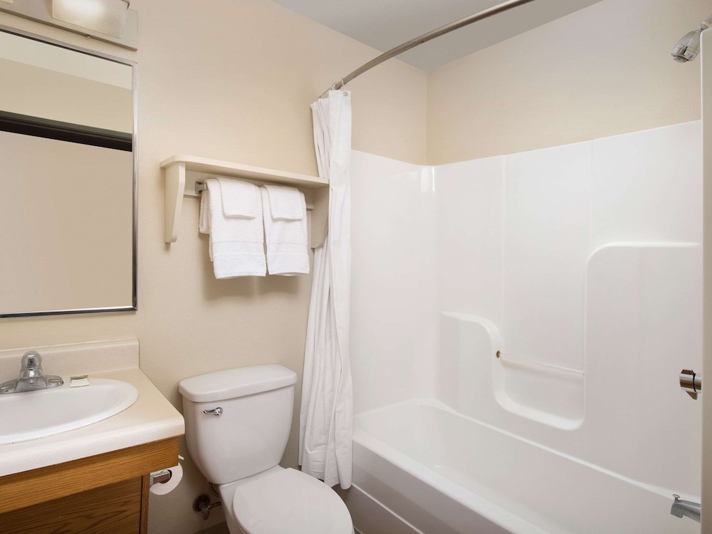 WoodSpring Suites Rockwall-East Dallas 18/43