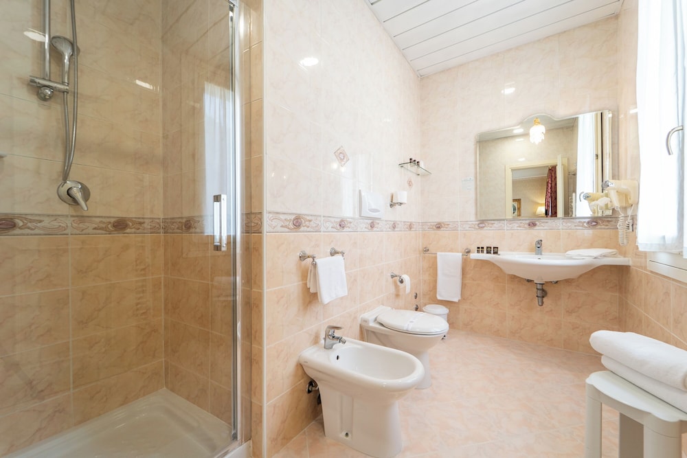 Hotel Terme Roma 49/50