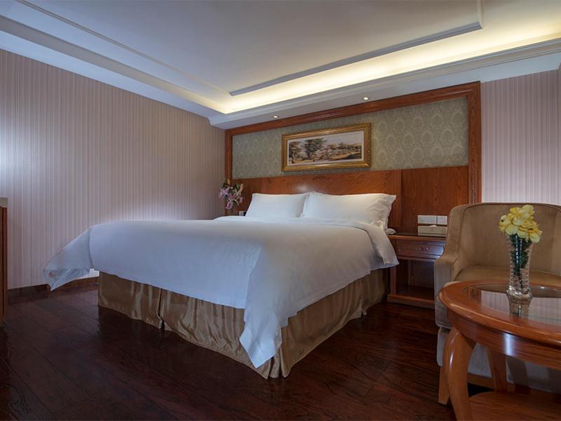 Vienna Hotel Shenzhen Mixc 9/12