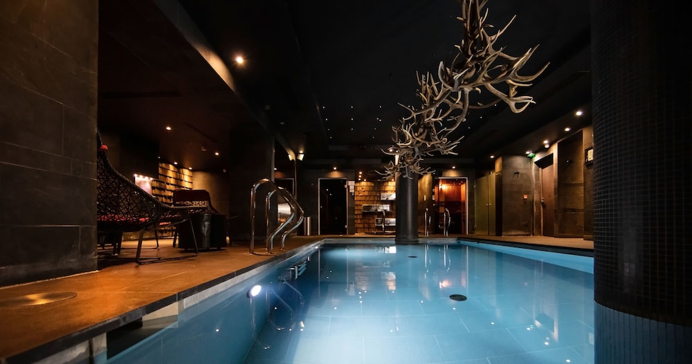 Avenue Lodge Hotel 44/50