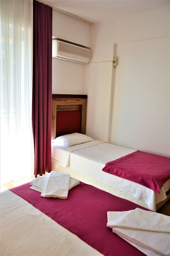 Senam Hotel 5/27