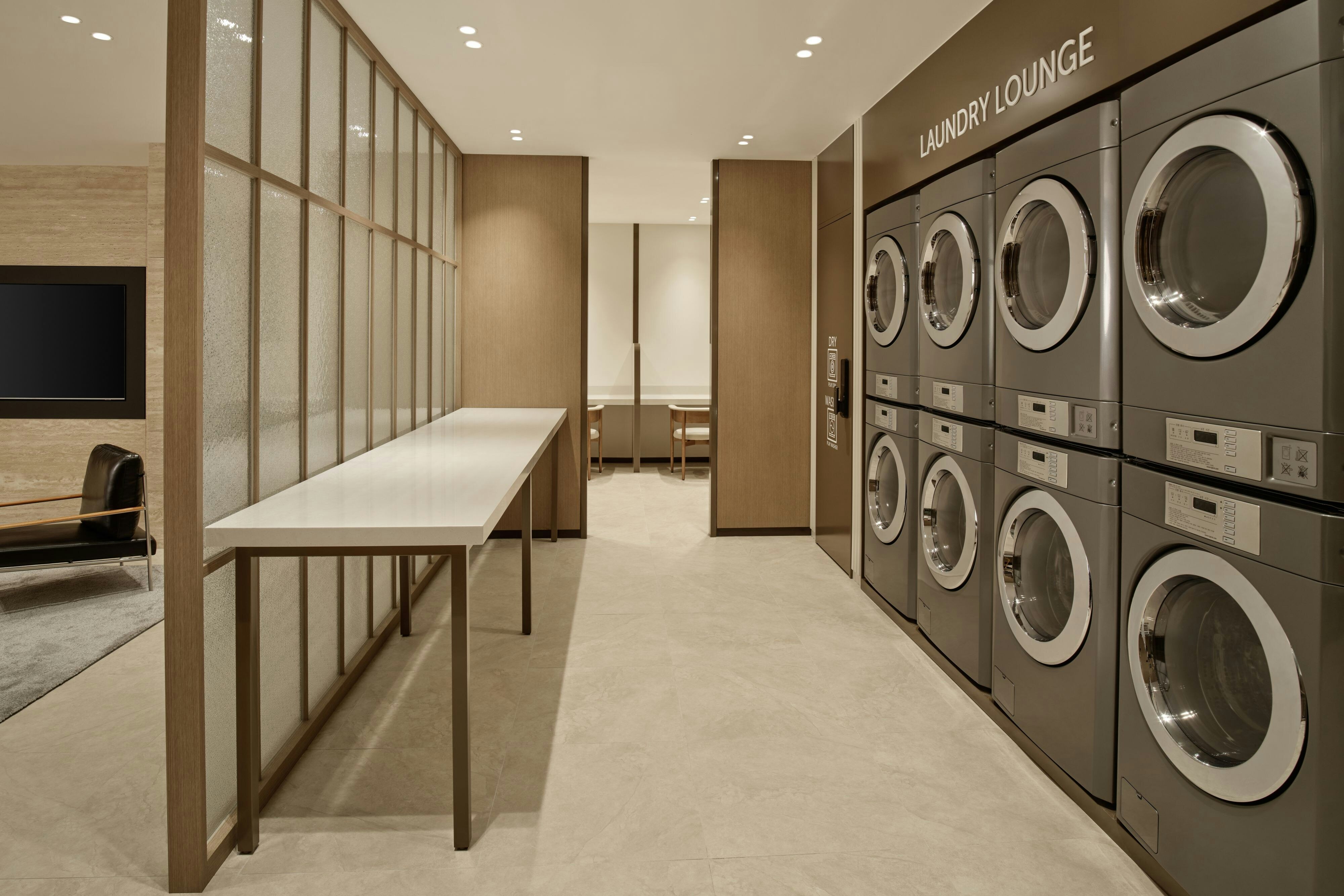 Courtyard by Marriott Seoul Myeongdong 18/53