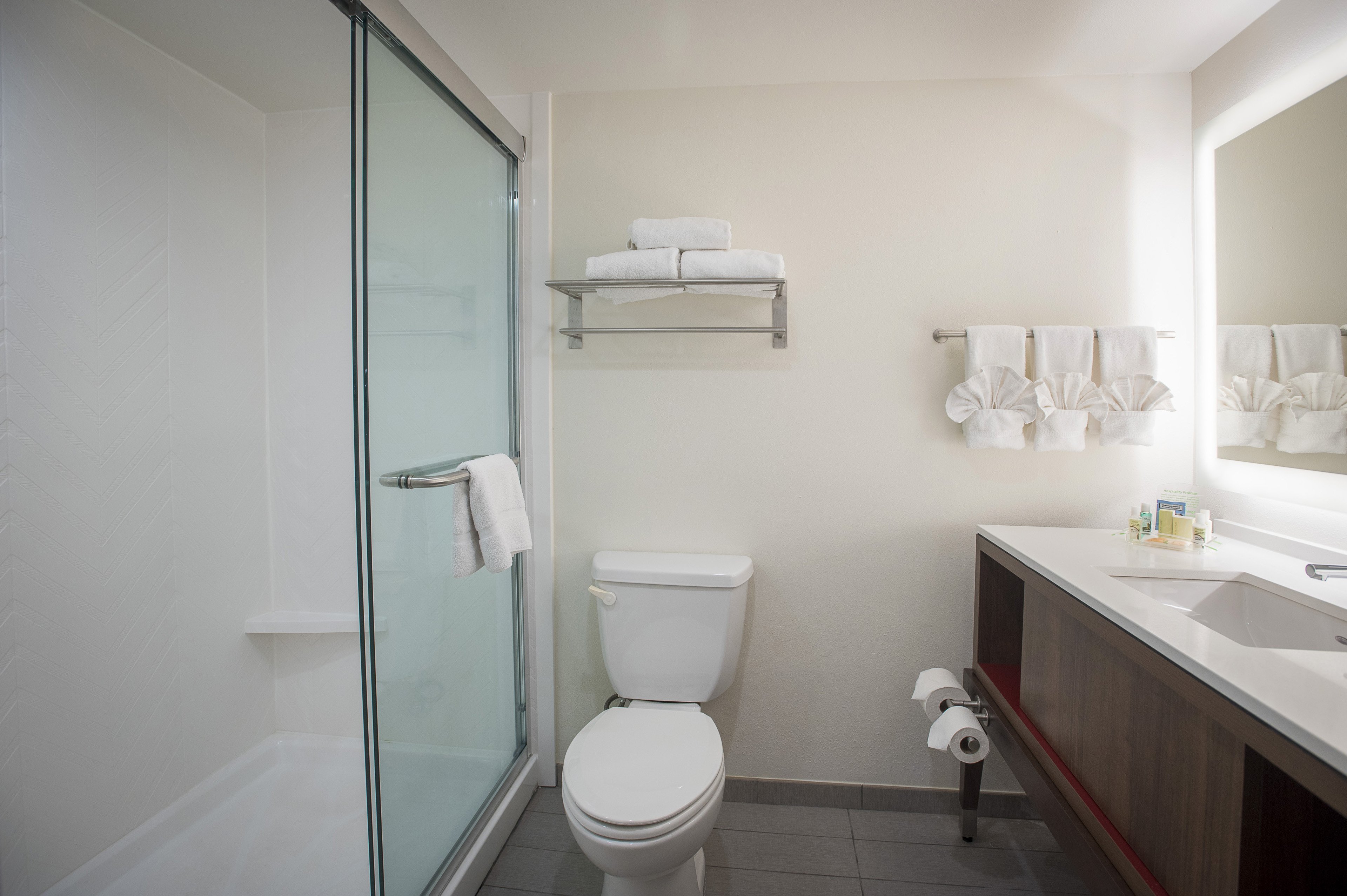 Holiday Inn Pensacola - University Area by IHG 31/31