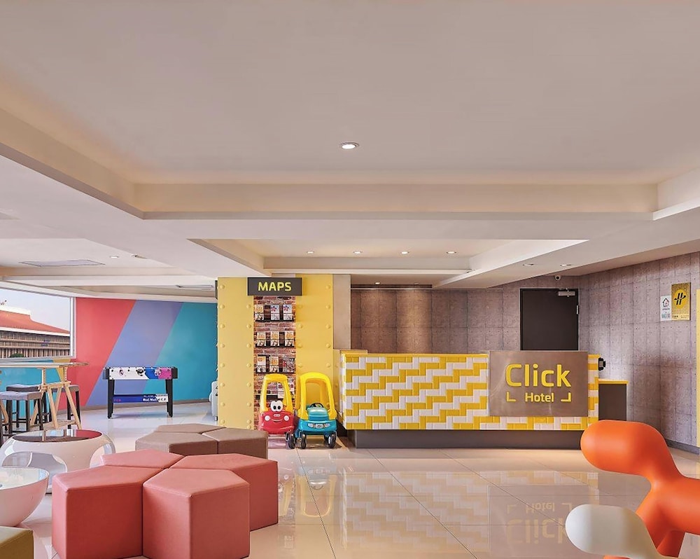 Click Hotel Taipei Main Station Branch 23/45