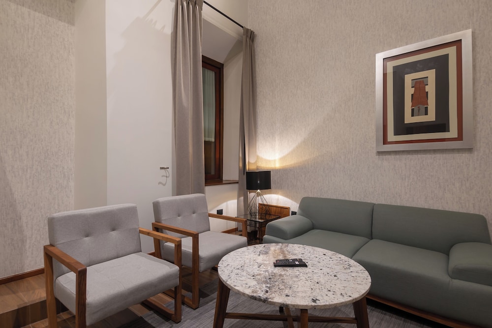 Nueve 25 Hotel Boutique 38/58