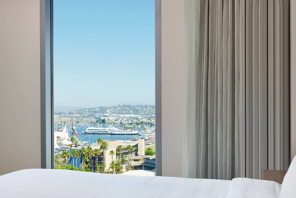 Residence Inn By Marriott San Diego Downtown Bayfront 6/53