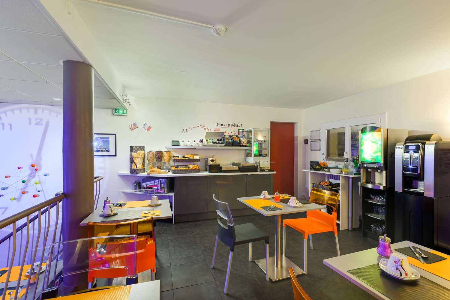 COMFORT HOTEL DE L'EUROPE SAINT NAZAIRE 12/17