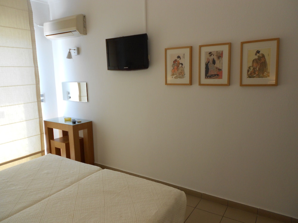 Hotel Akti 26/57