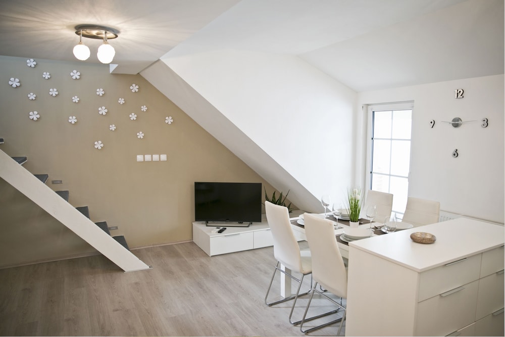 Apartments Hisa Pod Gradom 39/50
