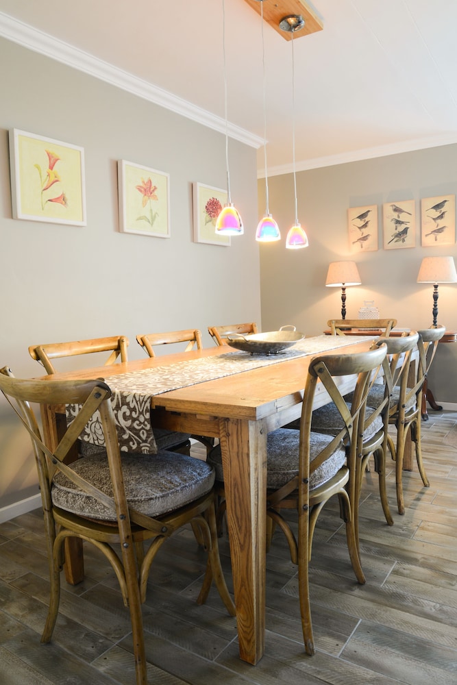dk villas 1 Harbour View (Hout Bay) 2/50