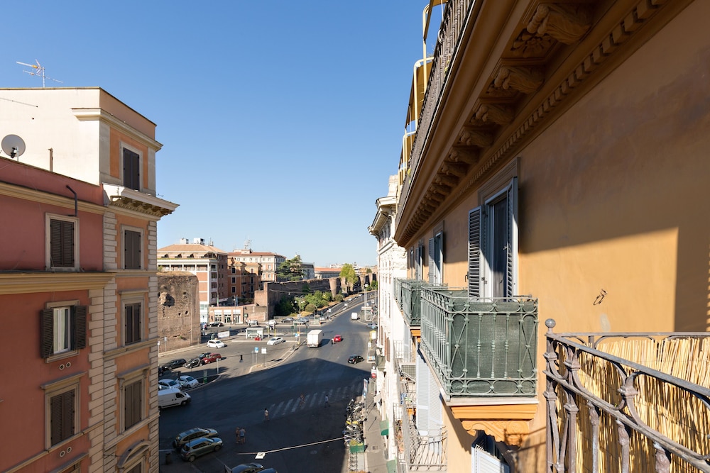 Dolce Luxury Rooms 38/50