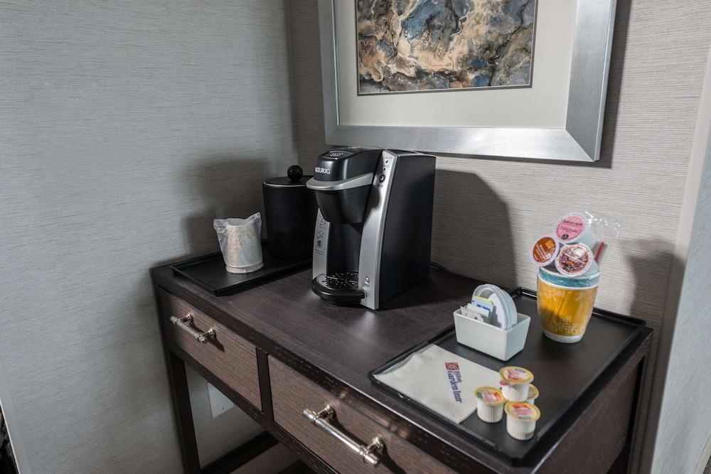 Hilton Garden Inn Portsmouth Downtown 30/54