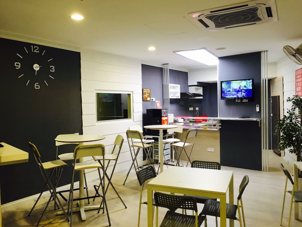 Travelogue Guest House 33/50