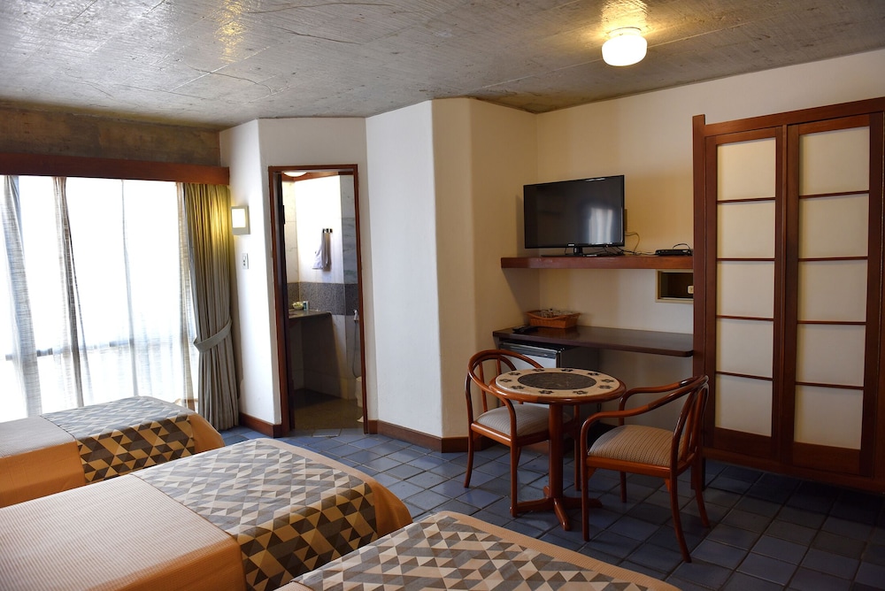 Hotel Catharina Paraguacu 45/67
