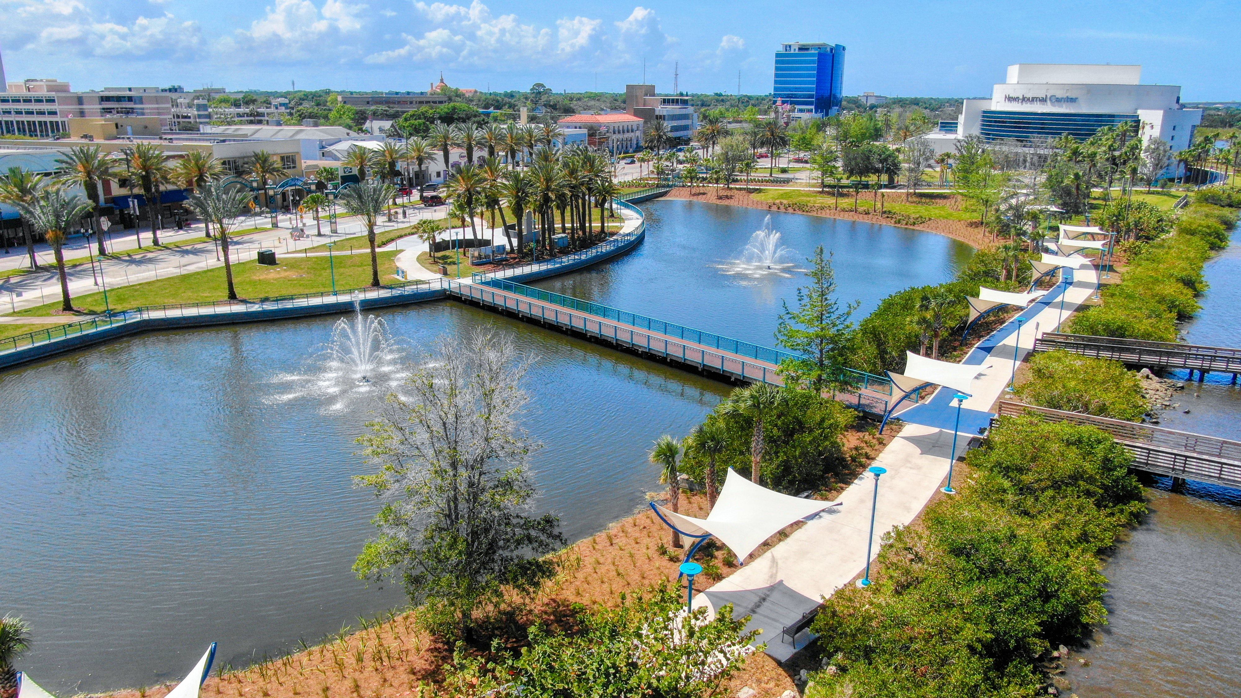 Holiday Inn Express Hotel Suites Oceanfront Daytona Beach Shores 44/48
