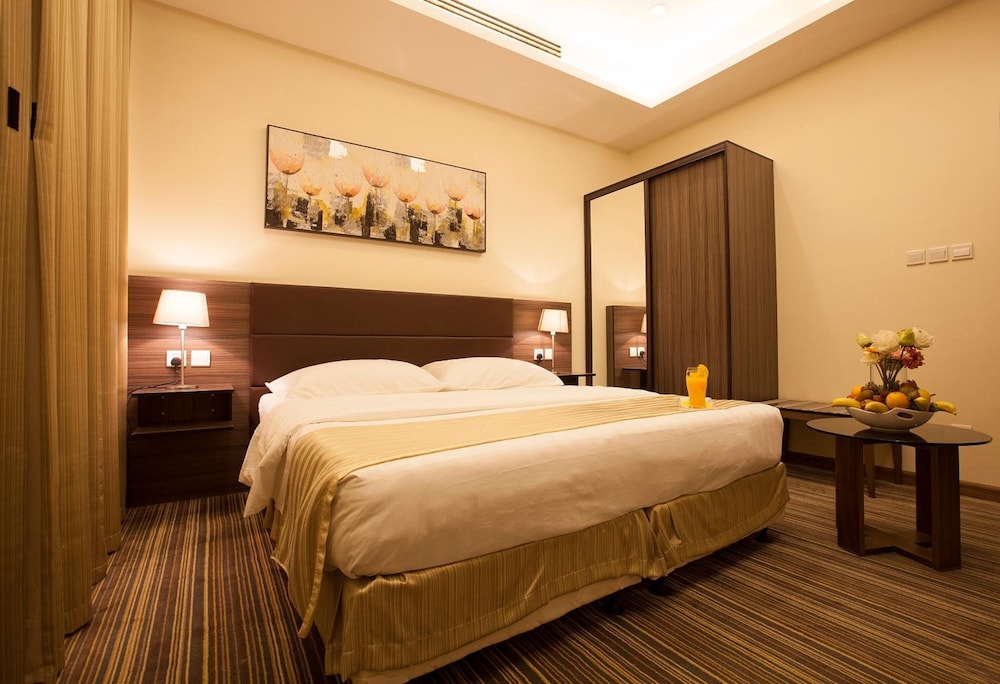 جراند لي لي(Grand Lily Hotel Suites) 17/46