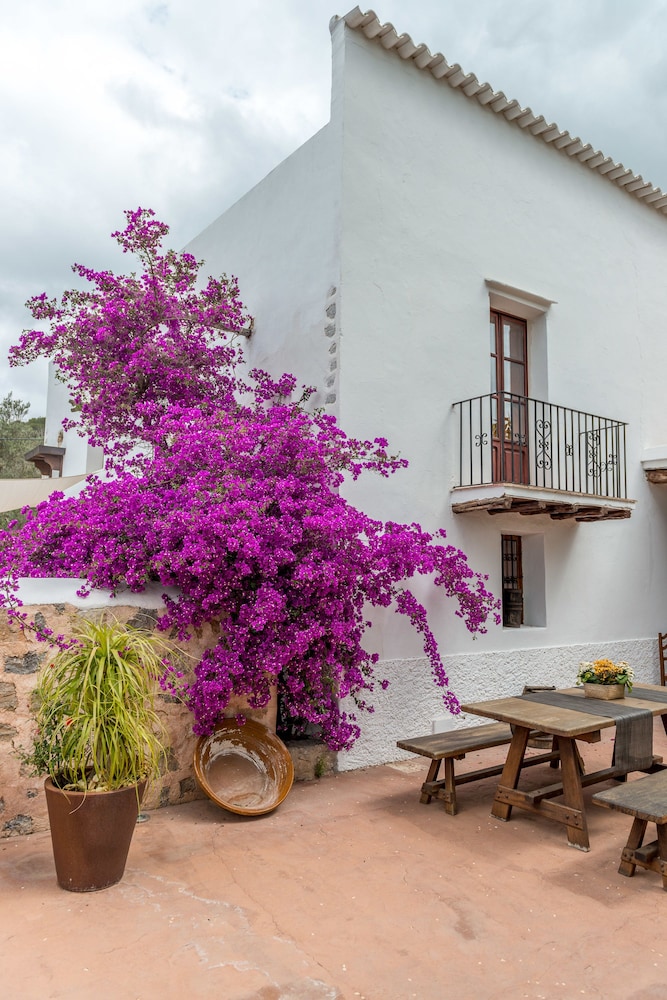 Agroturismo Can Pere Sord 37/50