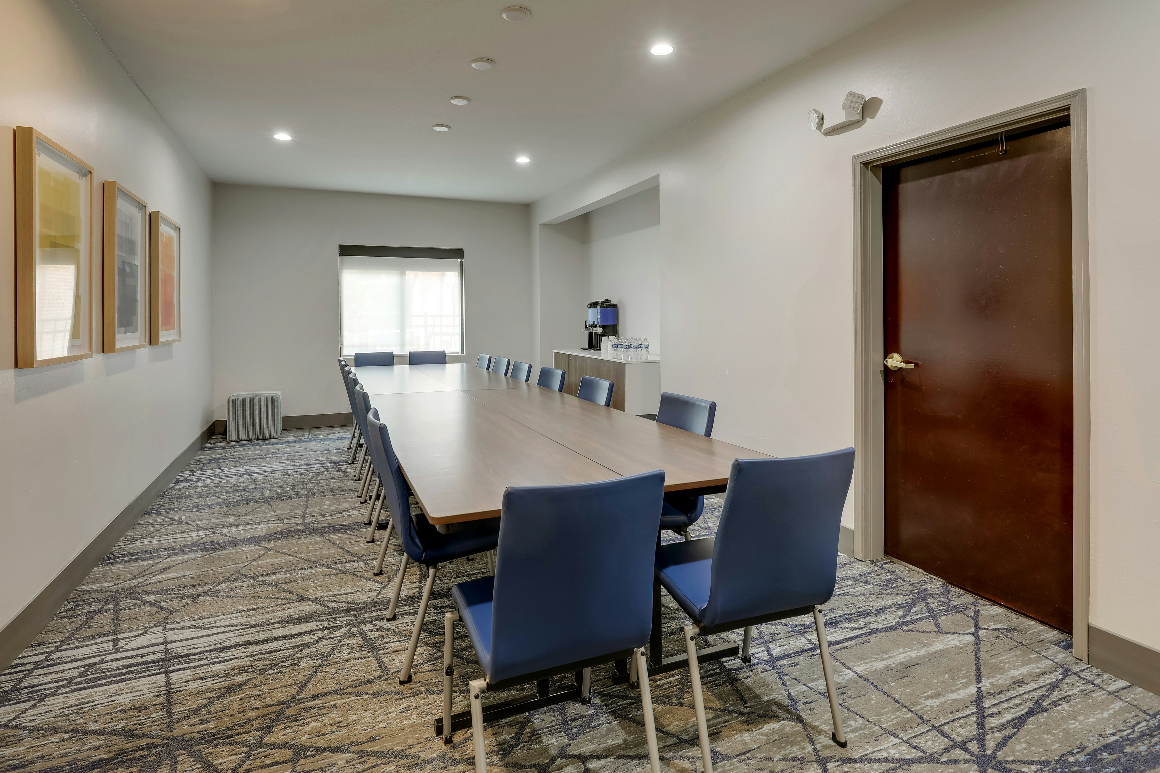 Holiday Inn Express Suites Hinesville East Fort Stewart 39/50