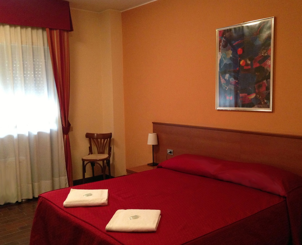 Hotel Forum 36/70