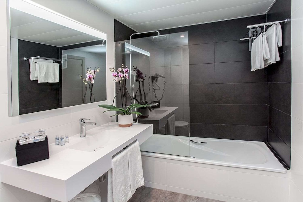 Aparthotel Atenea Barcelona 75/78