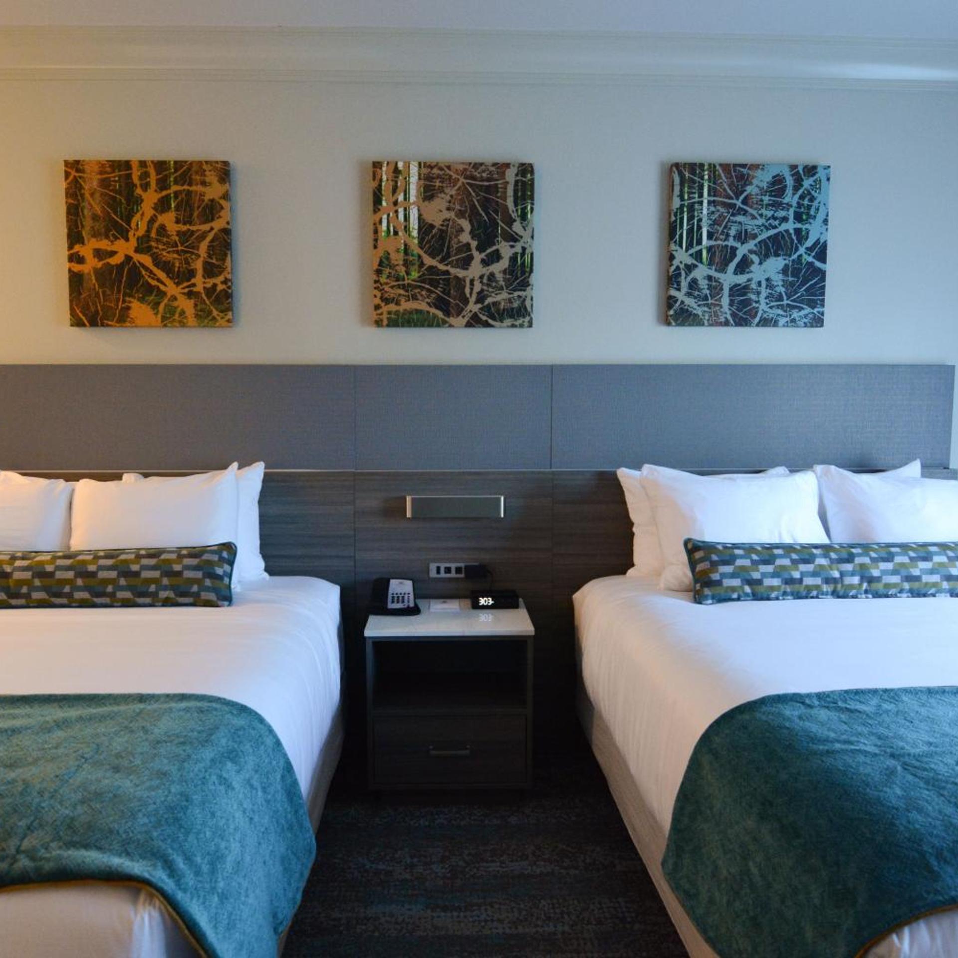 غرفة بسرير كوين بشرفة، Blue Lake Casino Hotel 5/10