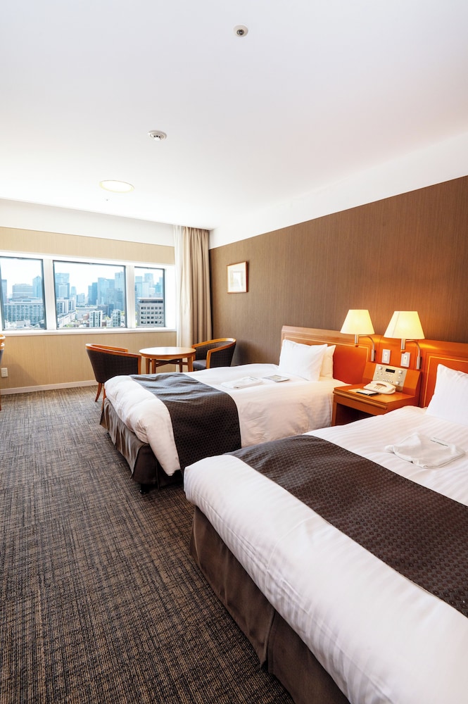 Toshi Center Hotel 27/65