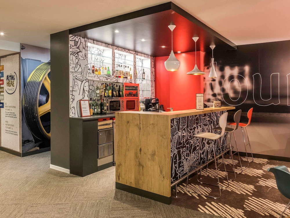 ibis Cannes Plage La Bocca 7/63