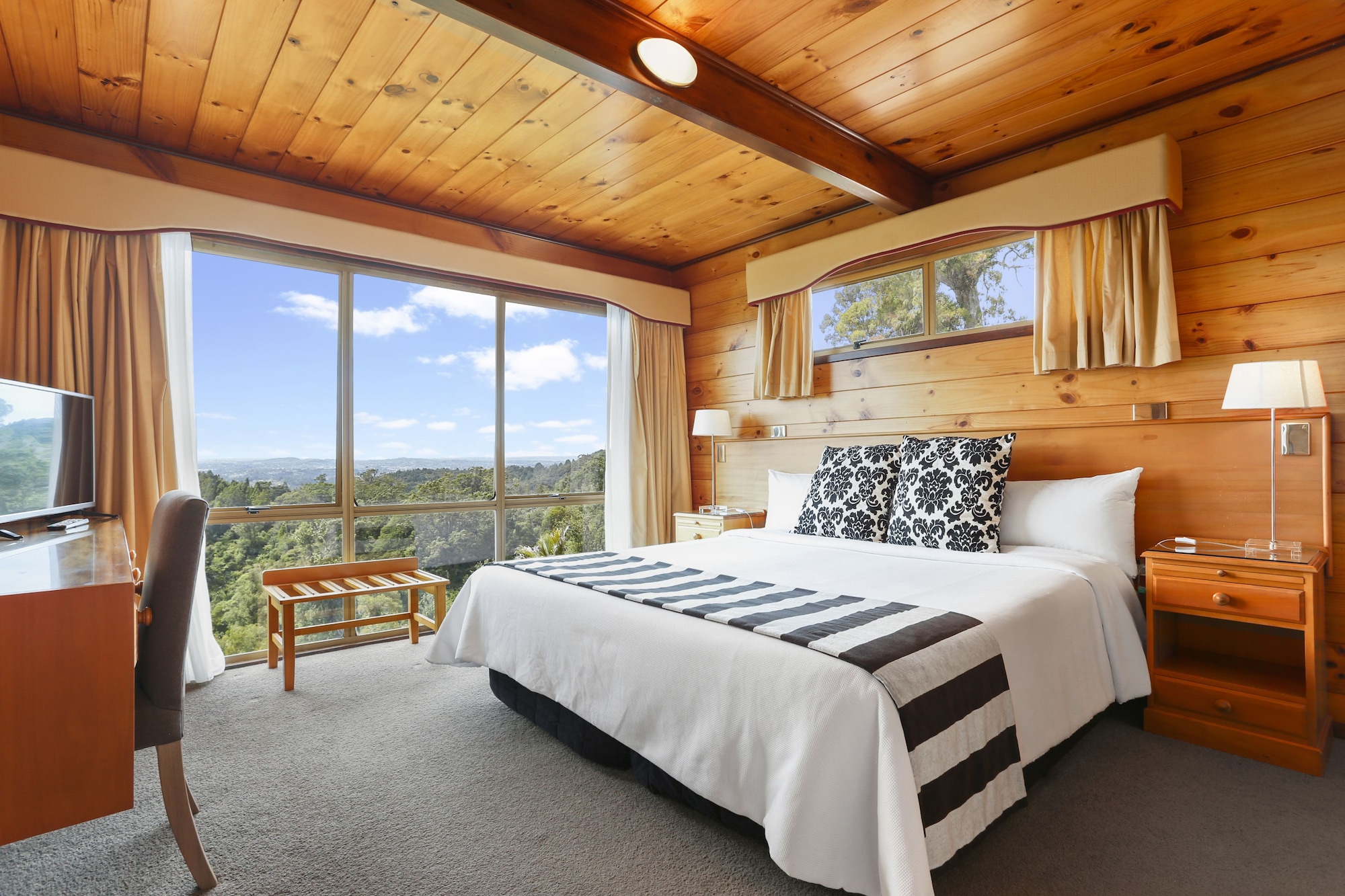 LUXURY, VILLA, CITY VIEW