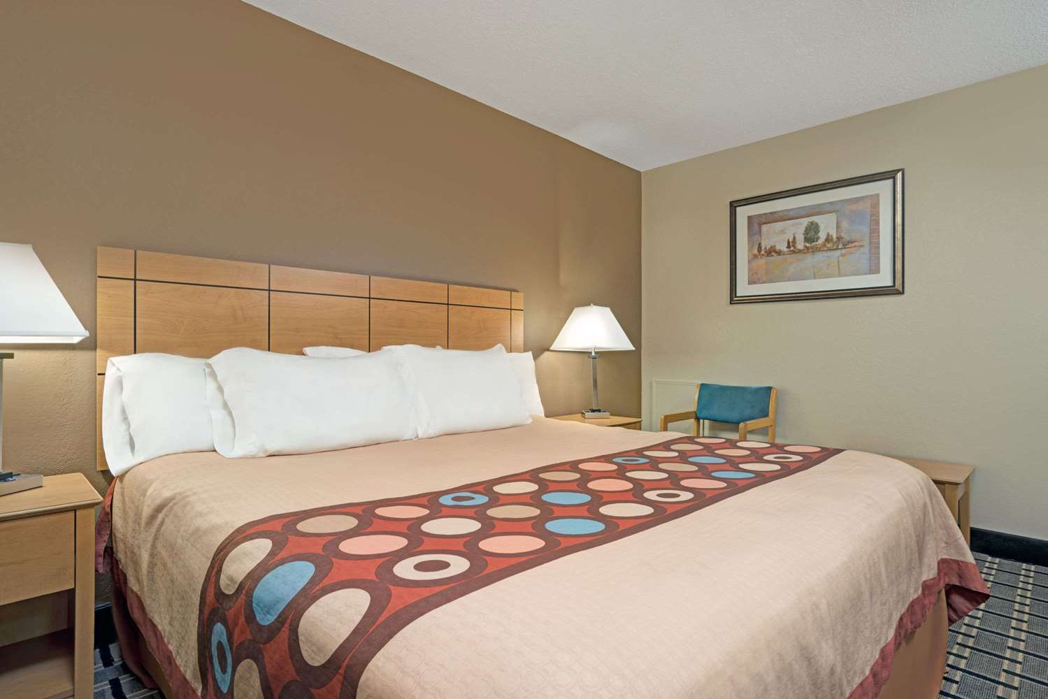 Super 8 by Wyndham Melrose 7/23