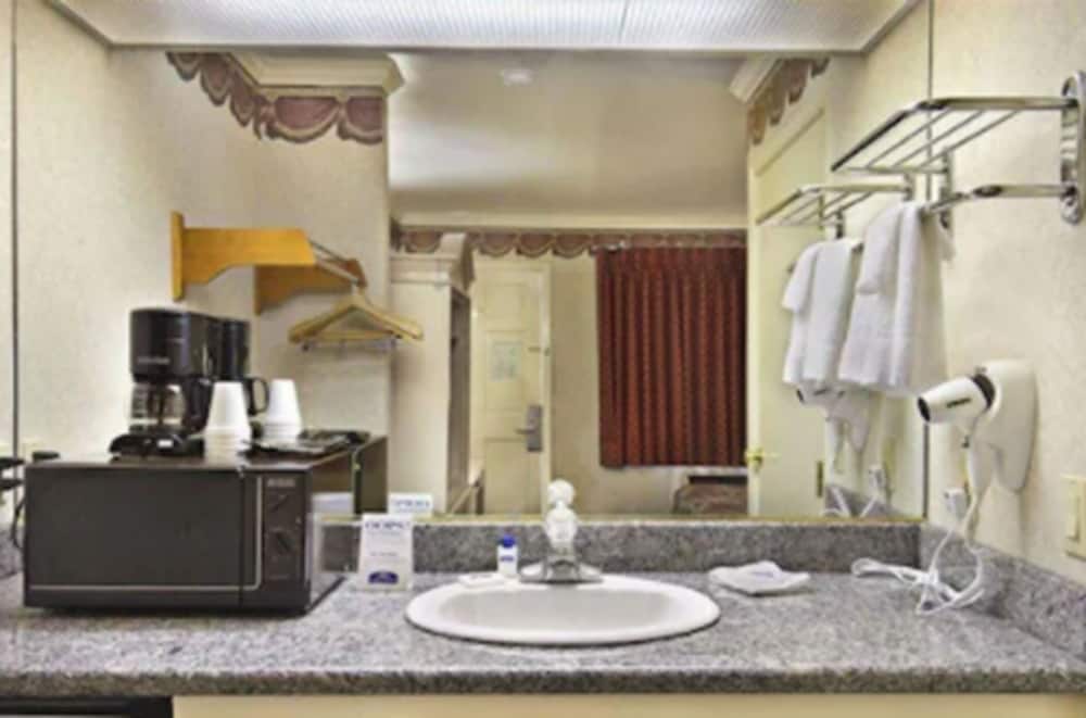 San Francisco Inn 44/49