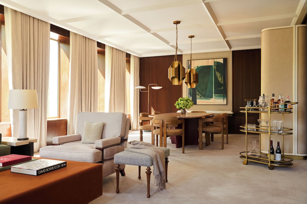 The Chancery Rosewood 34/49