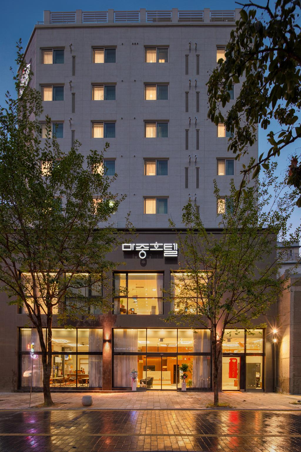 Crystal Residence Hotel 4/50