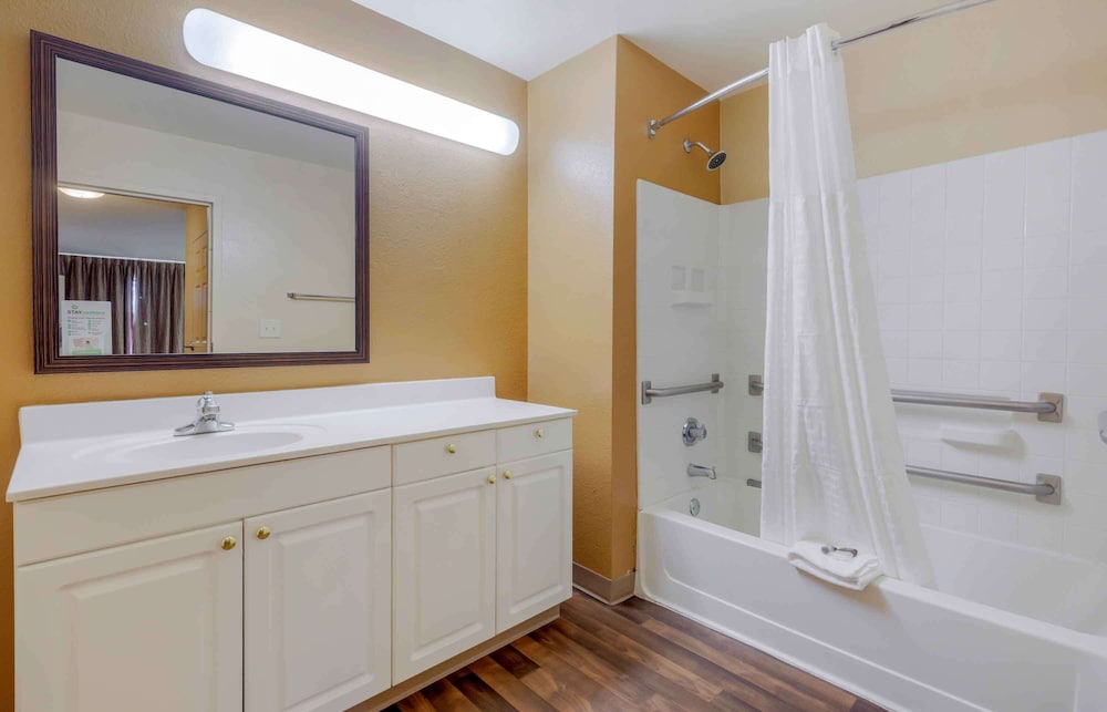 Extended Stay America - Tampa - Airport - Memorial Hwy. 42/47
