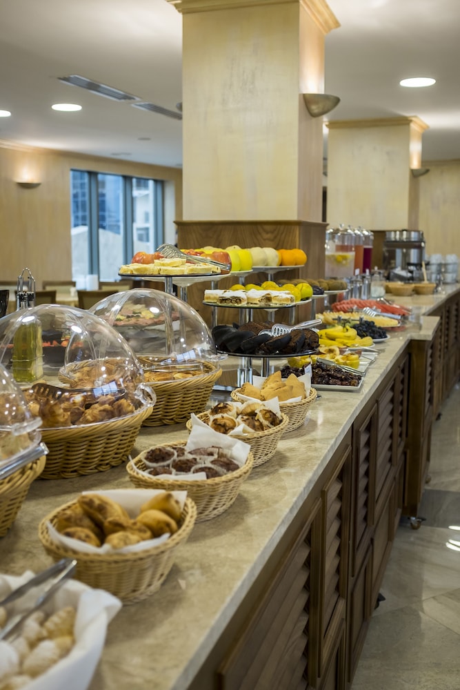 Colosseum Marina Hotel Batumi 38/72