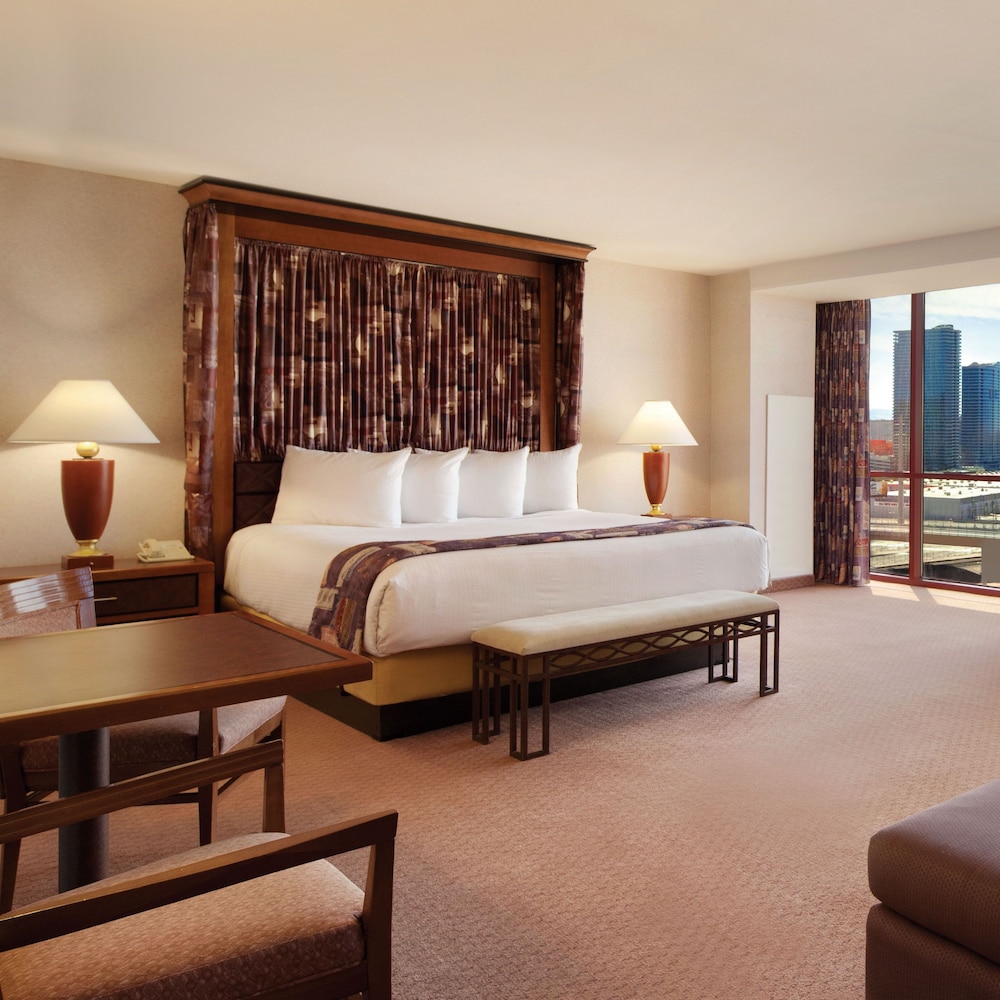 Rio Hotel & Casino, a Destination by Hyatt Hotel 13/73