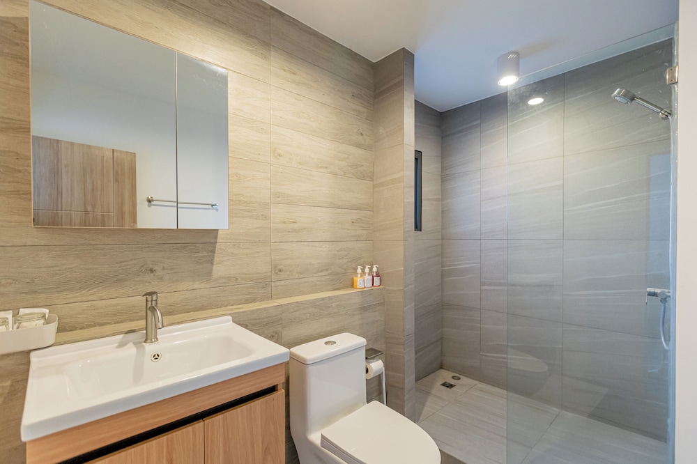 Studio 365 Serviced Apartment 66/69