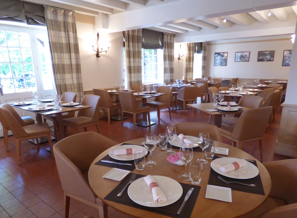 restaurant-cafeteria