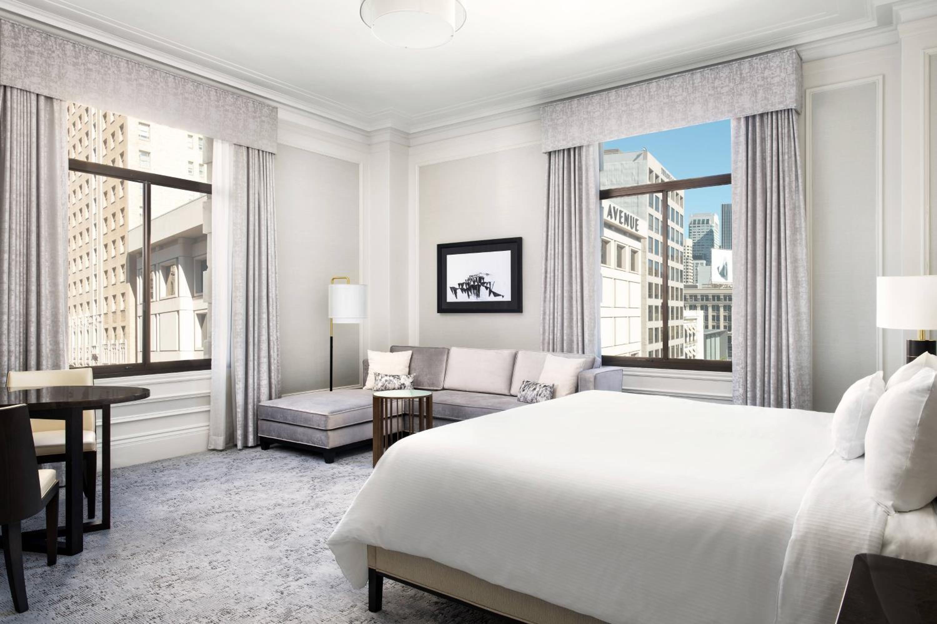 Landmark, Chairman, Suite, 1 King and 2 Double Beds, Union Square View, Large