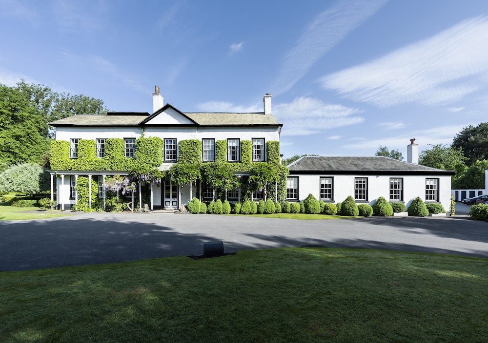 Statham Lodge Hotel 1/50