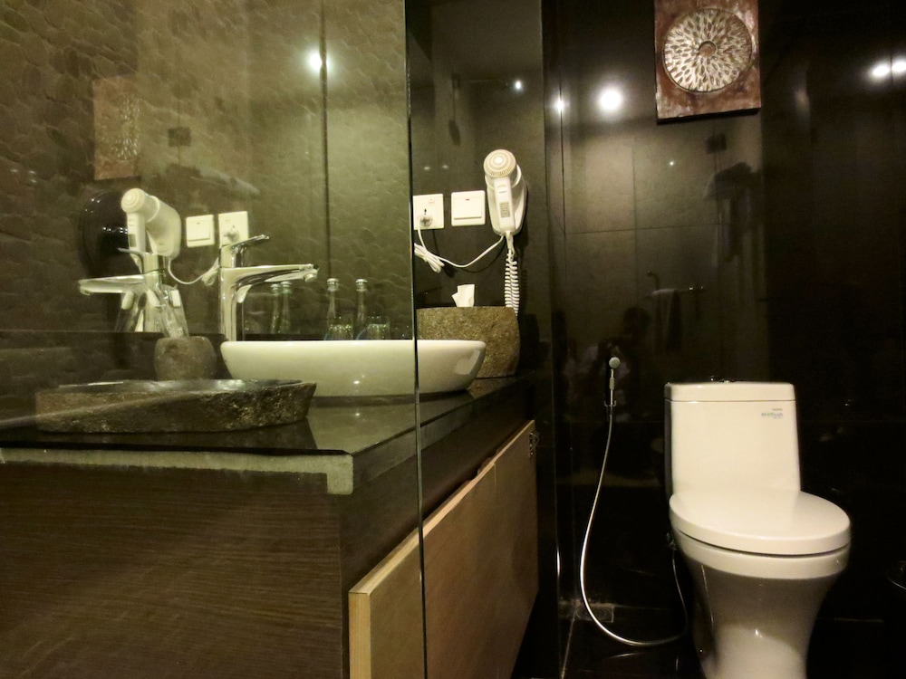 b Hotel Bali & Spa 34/73