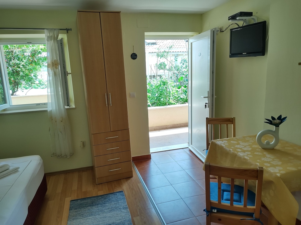 Anna Guesthouse 14/50