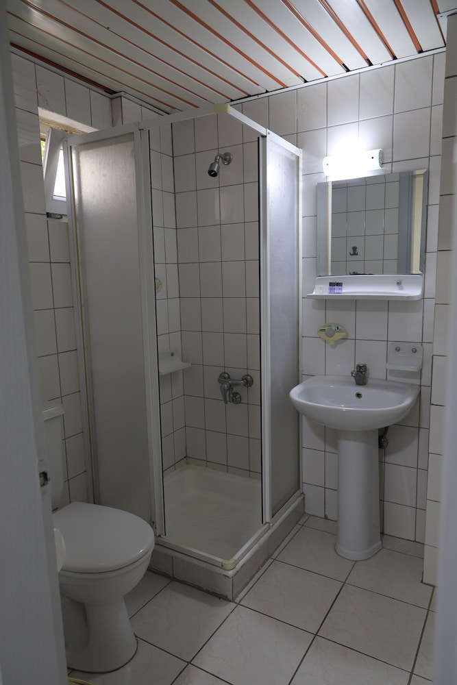 Elit Otel 25/26