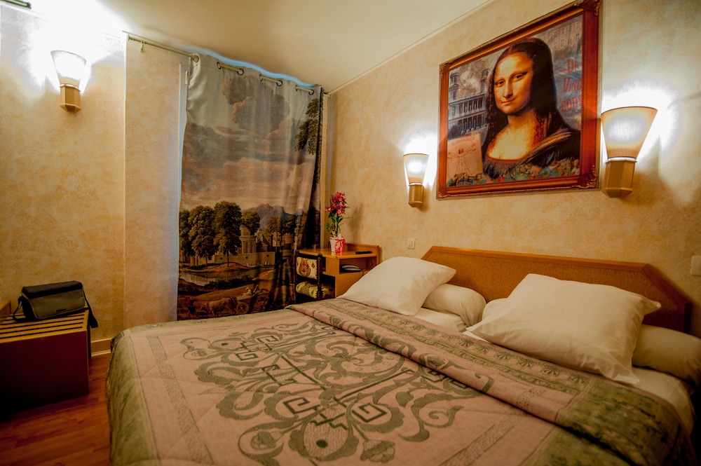 Hotel Leonard de Vinci 31/59