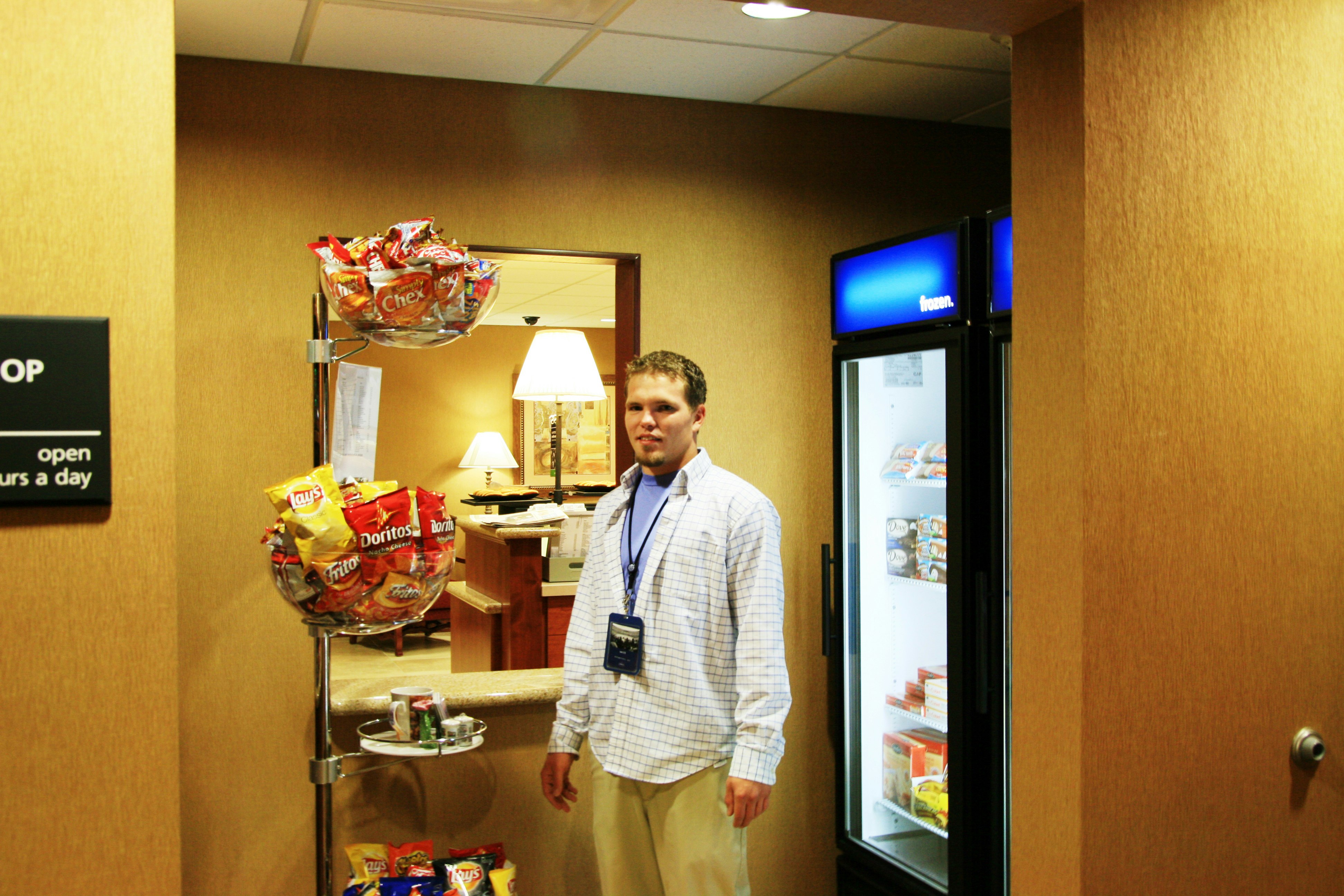 Hampton Inn & Suites Kingman 9/58